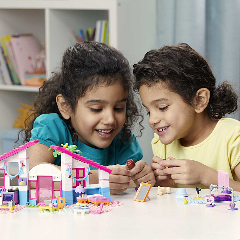 MEGA Barbie Construx Malibu Villa