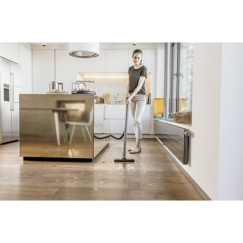 Kärcher WD 2 Plus S V-15/4/18/C 15 l Trommel-Vakuum Trocken&Nass 1000 W Staubbeutel