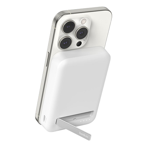 Belkin BoostCharge Pro 8000 mAh Kabelloses Aufladen Weiß