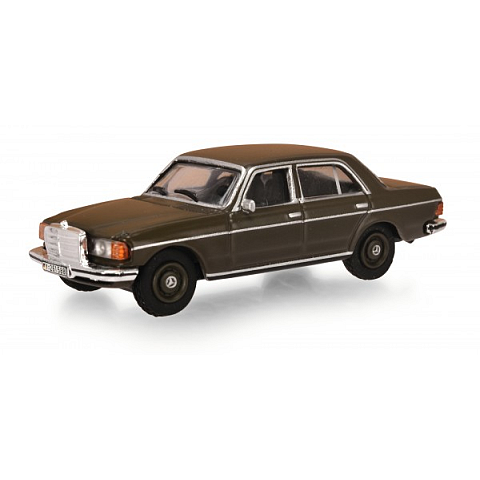 Schuco Mercedes-Benz 230E Stadtautomodell 1:87