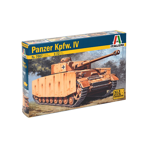 Italeri Panzer Kpfw. IV Reconnaissance vehicle model Montagesatz 1:72