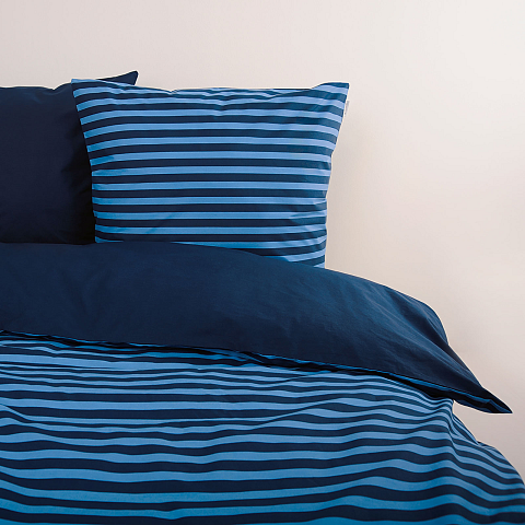 HERDING TOM TAILOR Bettwäsche-Set 'Medium Stripes Dark Navy & Cool Blue' - 80-x-80-cm-135-x-200-cm