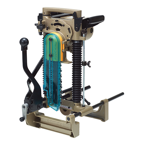 Makita 7104L Bolzen-/Kettenschneider