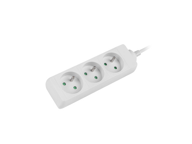 Lanberg PS0-03E-0150-W Verlängerungskabel 1,5 m 3 AC-Ausgänge Drinnen Weiß