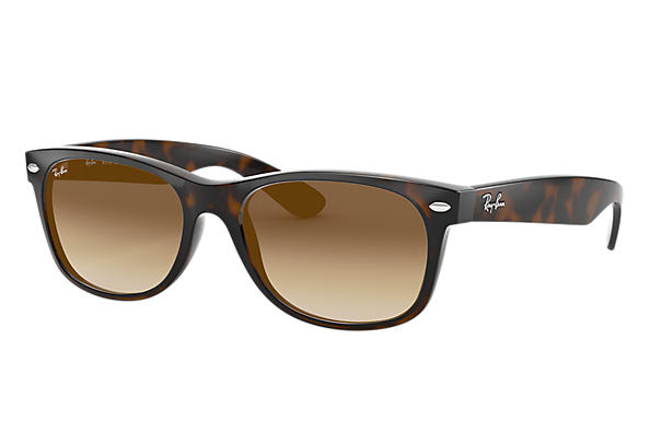 Ray-Ban NEW WAYFARER CLASSIC Sonnenbrille Quadratisch